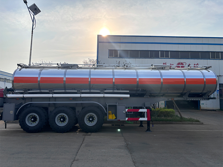 3 Axles 50000L Fuel Tanker Trailer