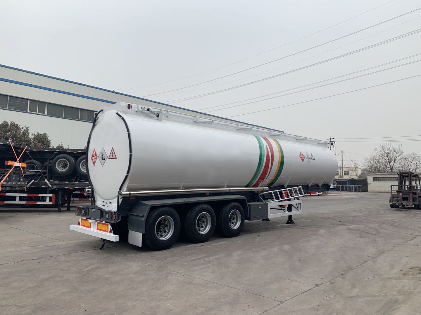 42000Liters Gasoline Tank Trailer For Sale