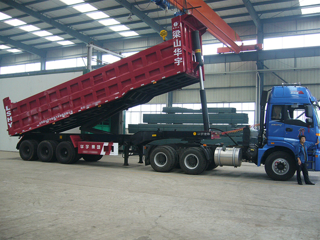 rear dump trailer
